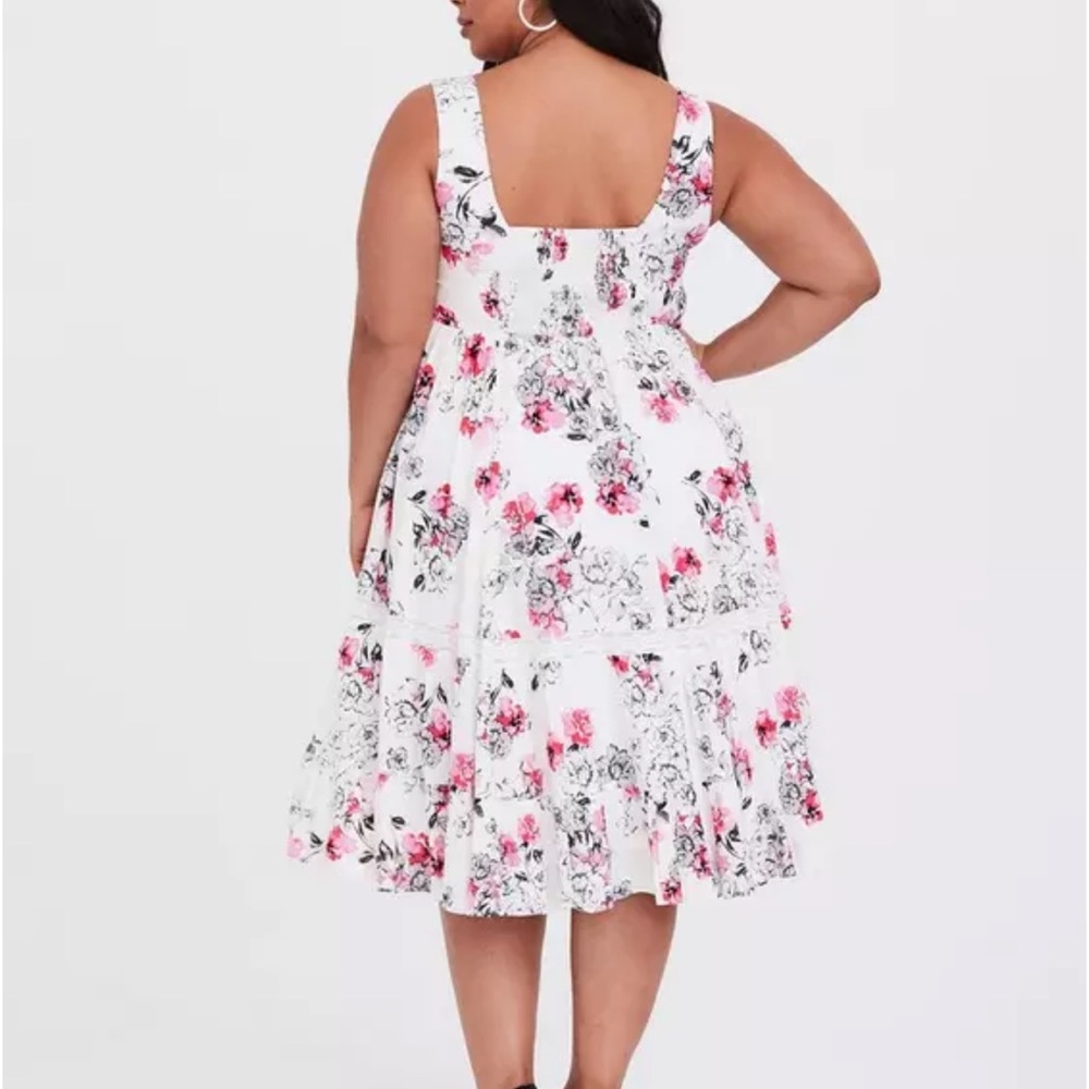 Torrid White & Pink Floral Tiered Midi Dress Size 12 NWOT - Picture 3 of 14